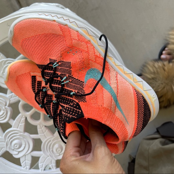 Nike - Free 3.0 Flynit sneakers (peach color) - Picture 12 of 12
